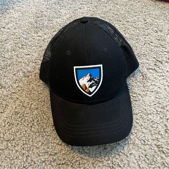 Kuhl Accessories Kuhl Baseball Cap Black Adjustable Mesh Back